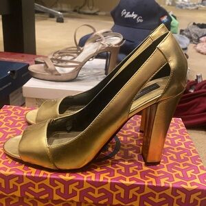 Fabulous gold heels